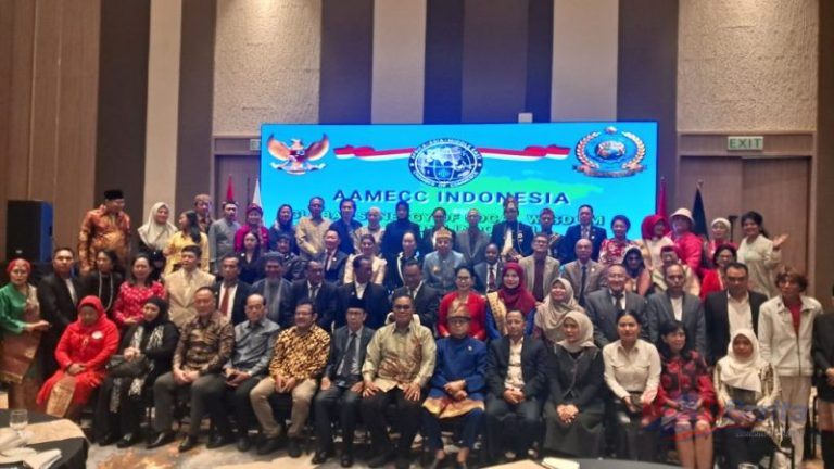 Datuk Sir Imam Prawoto Hadiri Forum Bisnis Internasional “Global Sinergy of Local Wisdom For A Golden Indonesia: Harmony Indonesia” (Cek Faktanya)